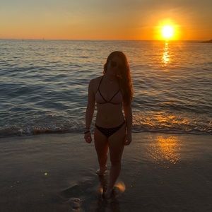 Meet your Posher, Alexa